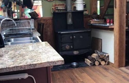 Orland Cabin | Off Grid Mountain Cabin w/skyline & kayaks