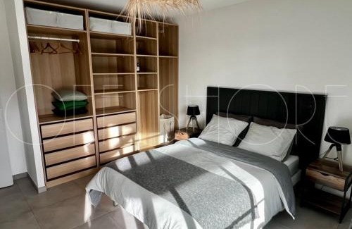 Le Porge Apartment | Off Shore