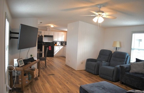 Hopedale House | Off The Hook Fish Camp located on the historic Bayou La Loutre!
