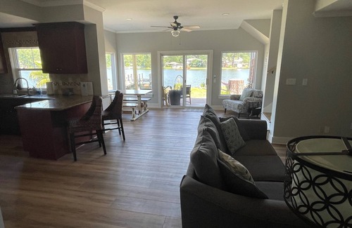 Chapin House | "Off The Mainland" Lake front home with private dock & optional pontoon rental