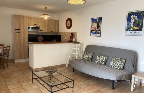 Santa-Reparata-di-Balagna Apartment | Offre Dernières Minutes T2 Clim vue mer et 5mns à Pied du Centre et des Plages