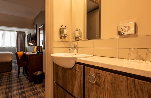 Lytham St. Anne's Hotel | Offshore - The Inn Collection Group