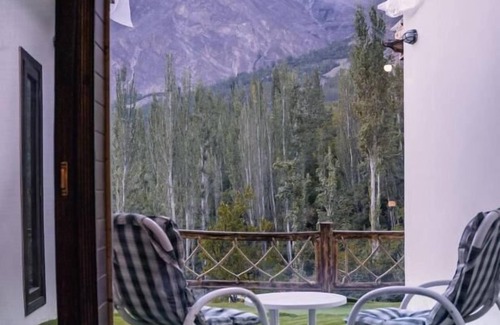 Karimabad Hotel | Offto Resort Hunza