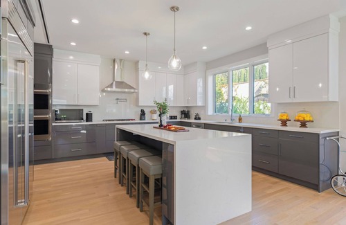 Melrose House | Ogden Oasis by AvantStay | Pool, Hot Tub, Large Yard | Steps to Melrose Avenue!