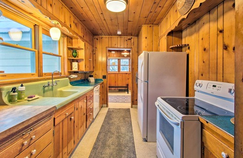 Ogden Cottage | Ogden Riverfront Retreat Near Snowbasin Ski Resort