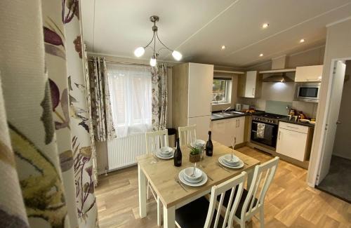 Bethesda Resort | Ogwen Bank Caravan And Lodge Park