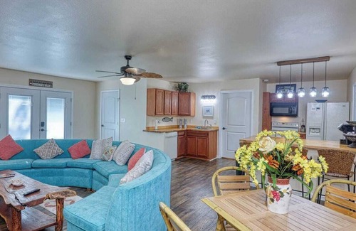 Aransas Pass Cottage | Oh Buoy! It's vacation time!