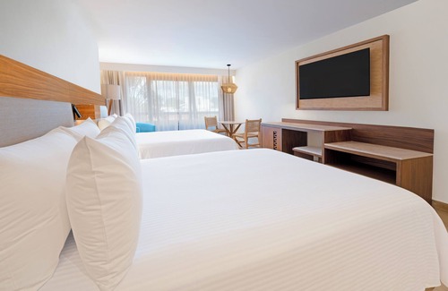 Avenida Tulum Hotel | Oh! Cancun The Urban Oasis & Beach Club