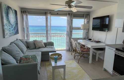 Makaha Condo | Oh the views! Oceanfront condo: Dolphins, Turtles & Sunsets oh my!