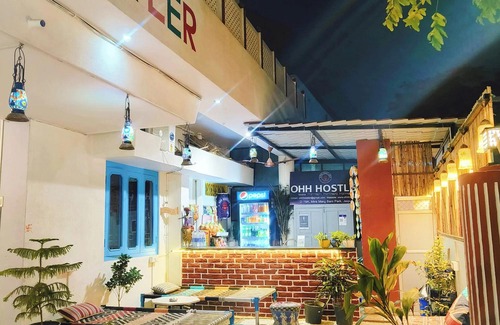 Bani Park Hotel | Ohh Hostler