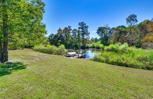 Sycamore Valley House | Ohio Hunters Cabin with Pond Access Pets Welcome!