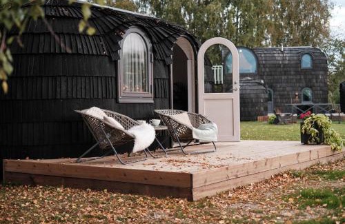 Viljandi Parish House | Oiu sadama Iglupark