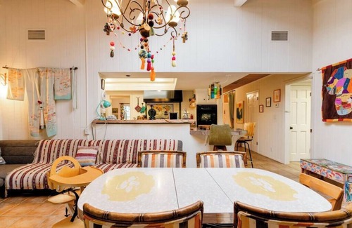 Ojai House | Ojai Valley East End Chic Ranch Home with Views, 2 bedrooms