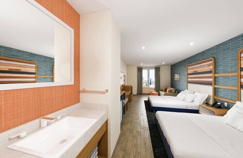 Central Oklahoma City Hotel | OKANA Resort & Indoor Waterpark
