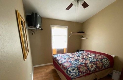 Arnolds Park Cottage | Okoboji Cottage Sleeps 6 Private dock and boat lift included