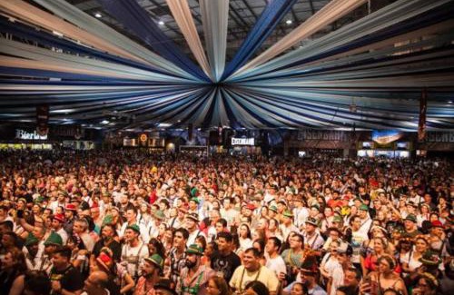 Velha House | Oktoberfest 3 minutos