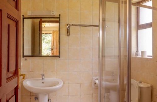 Naivasha Apartment | Ol-Kine Cottage at The Great Rift Valley Lodge & Golf Resort Naivasha