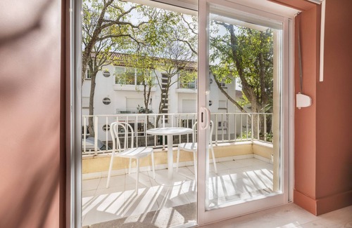 Cascais Apartment | Olala Rainbow Suites
