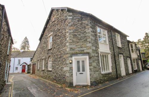 Grasmere House | Old Bakers Cottage ground floor apartment centrally located in Grasmere with patio area