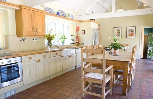 Pentre Berw House | Old Barns - Pentre Berw