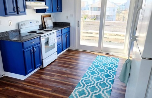 Duck Cottage | Old Bay Hideaway Oceanfront Cottage Duck