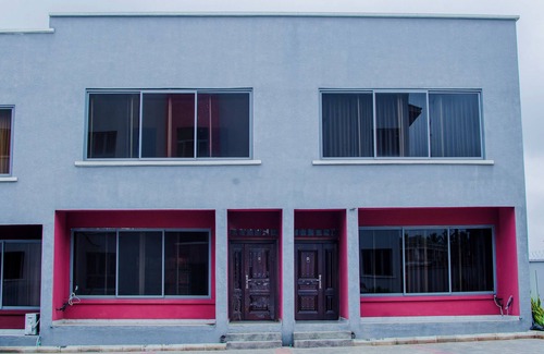 Ibadan House | Old Bodija Ibadan - 3 Bedroom Home in a Private Gated Estate With 24 Hour Security & Power