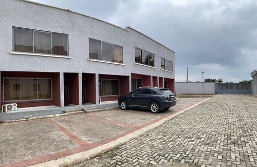 Ibadan House | Old Bodija Ibadan - 3 Bedroom Home in a Private Gated Estate With 24 Hour Security & Power