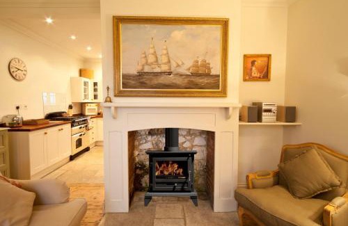 Totland Bay House | Old Coastguards - Stunning Historic Cottage