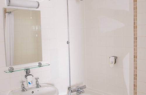 Weston-super-Mare Hotel | Old Colonial Hotel Weston-Super-Mare | Marston's Inns