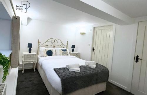 Penrith House | Old Corner Barn Lake District Escape by PolkaStays