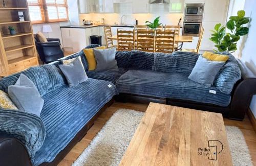 Penrith House | Old Corner Barn Lake District Escape by PolkaStays