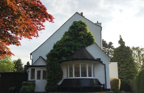 Bournville Hotel | Old Farm Hotel
