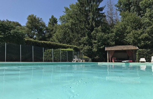 Saint-Martial-d'Albarede House | Old Farmhouse with large pool in deep countryside, all on ground floor.