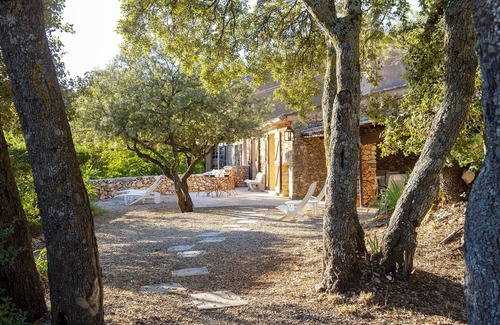 Moissac-Bellevue Cottage | Old farmhouse bergerie 15 minutes from Lake St. Croix