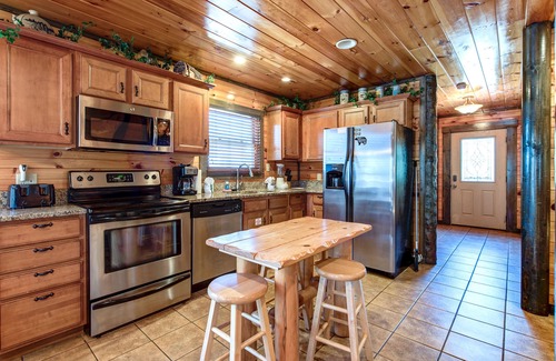 Hemlock Hills Cabin | Old Hickory Lodge | Wooded Views + Arcade Room & Hot Tub!