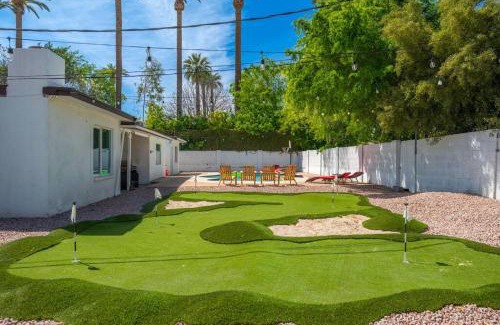 North Mountain House | Old Hollywood Vacation - casita+pool+putt putt