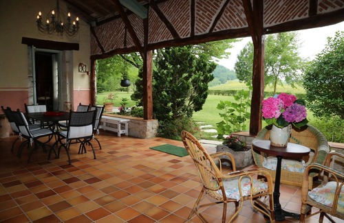 Montpezat House | Old house, charm and calm assured. For eight people