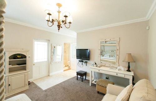 Beaufort West House | Old House Lodge