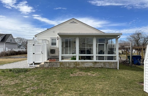 Old Lyme Cottage | Old Lyme Shore Rental