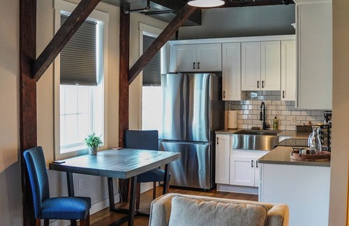 Hatfield Bed & Breakfast | Old Mill Inn