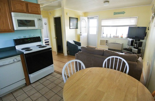 Old Orchard Beach Condo | Old Orchard Beach House Condo with Ocean View