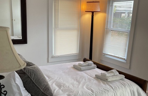 Newburyport Cottage | Old Point Paradise