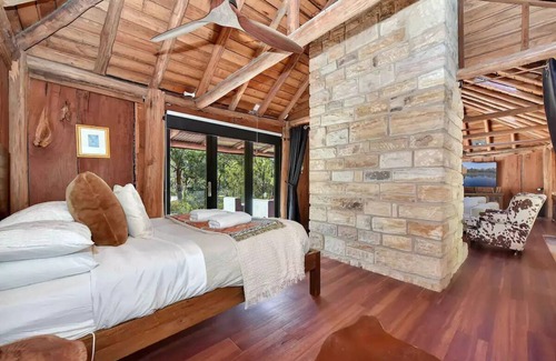 Wollombi Cottage | Old Pops - Conveniently located to Wollombi Village