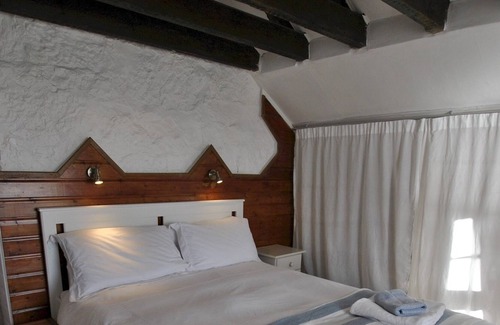 St Monans House | Old Post Office habourfront home