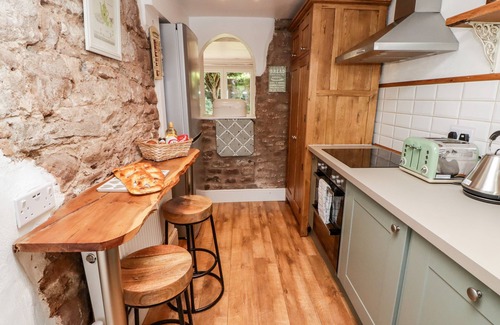 Wilton Cottage | Old Pump Cottage