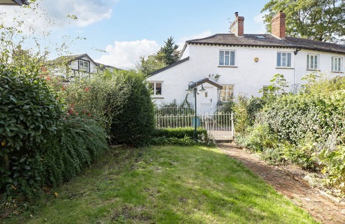 Wilton Cottage | Old Pump Cottage