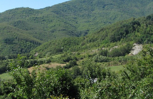Caprese Michelangelo House | Old restored stone barn, with private pool and valley views