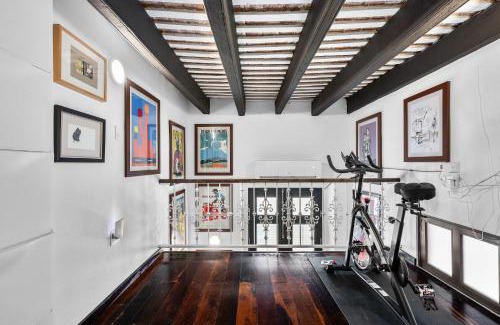 Catedral Apartment | Old San Juan Art Loft Fast Wifi Near El Morro