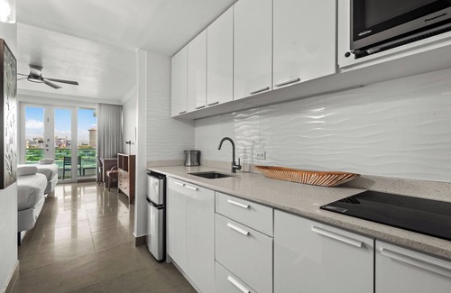 Puerta de Tierra Apartment | Old San Juan | Oceanview Studio | Balcony with Ocean View