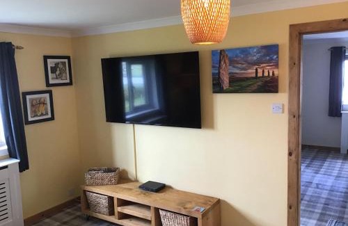 Burray Bed & Breakfast | Old School B&B Super King Exclusive 5 Room private suite